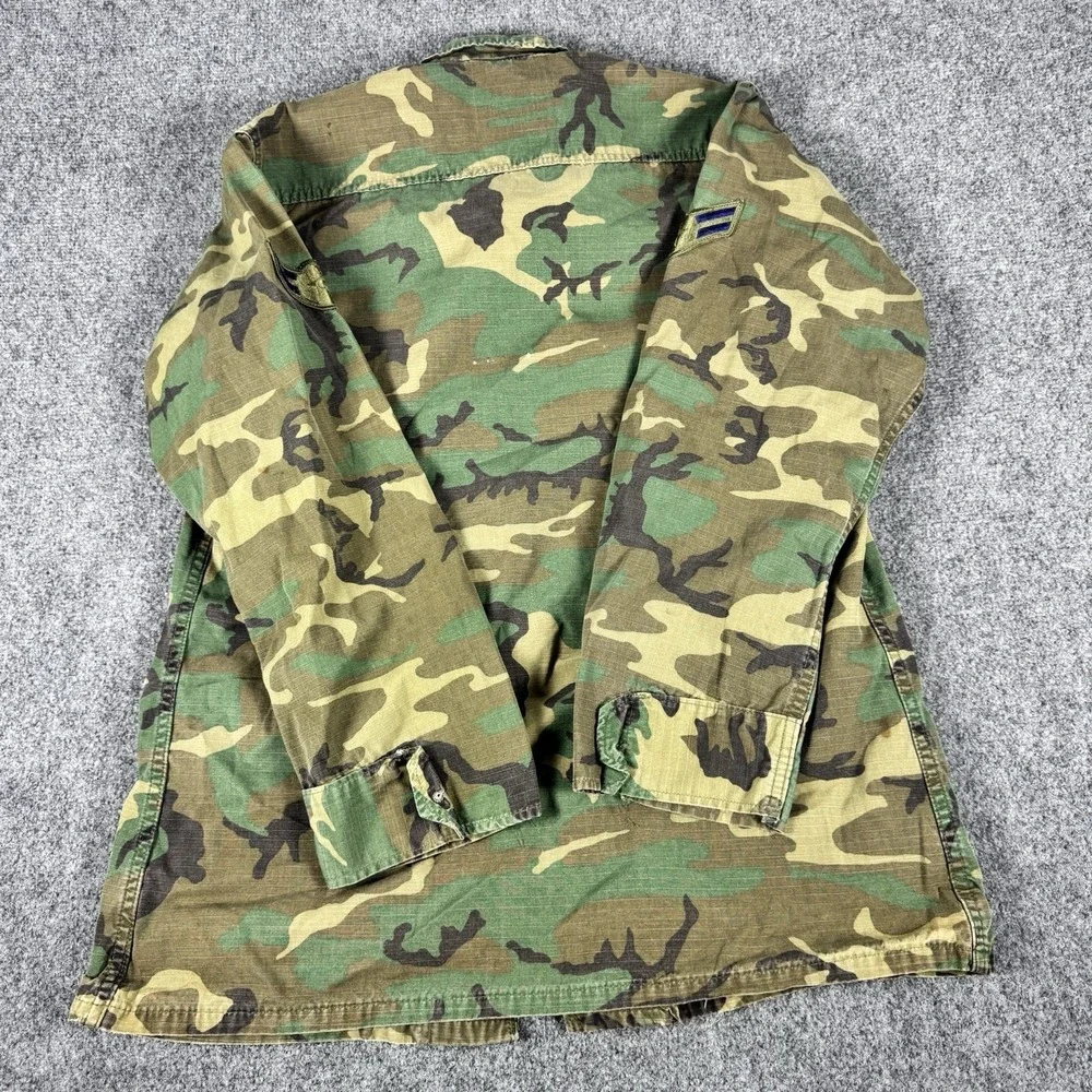 Vintage US Air Force BDU Jacket Mens Woodland Camo‎ Patches Named Strategic USA